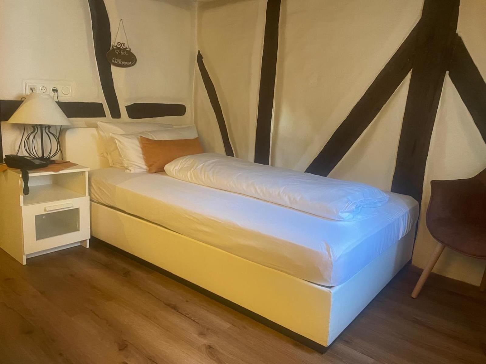 Hotel Restaurant Altes Badhaus Eberbach  Ngoại thất bức ảnh