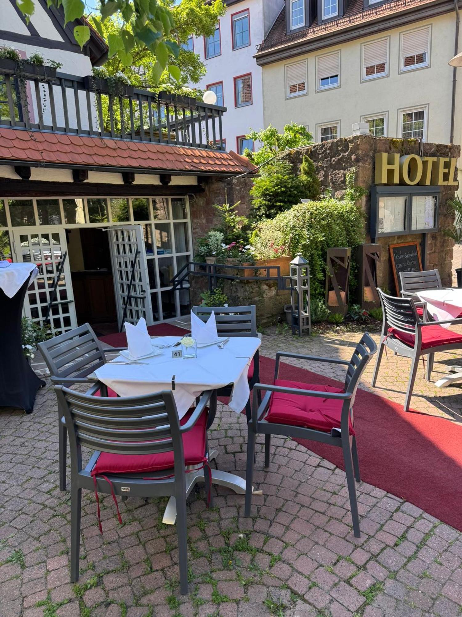 Hotel Restaurant Altes Badhaus Eberbach  Ngoại thất bức ảnh